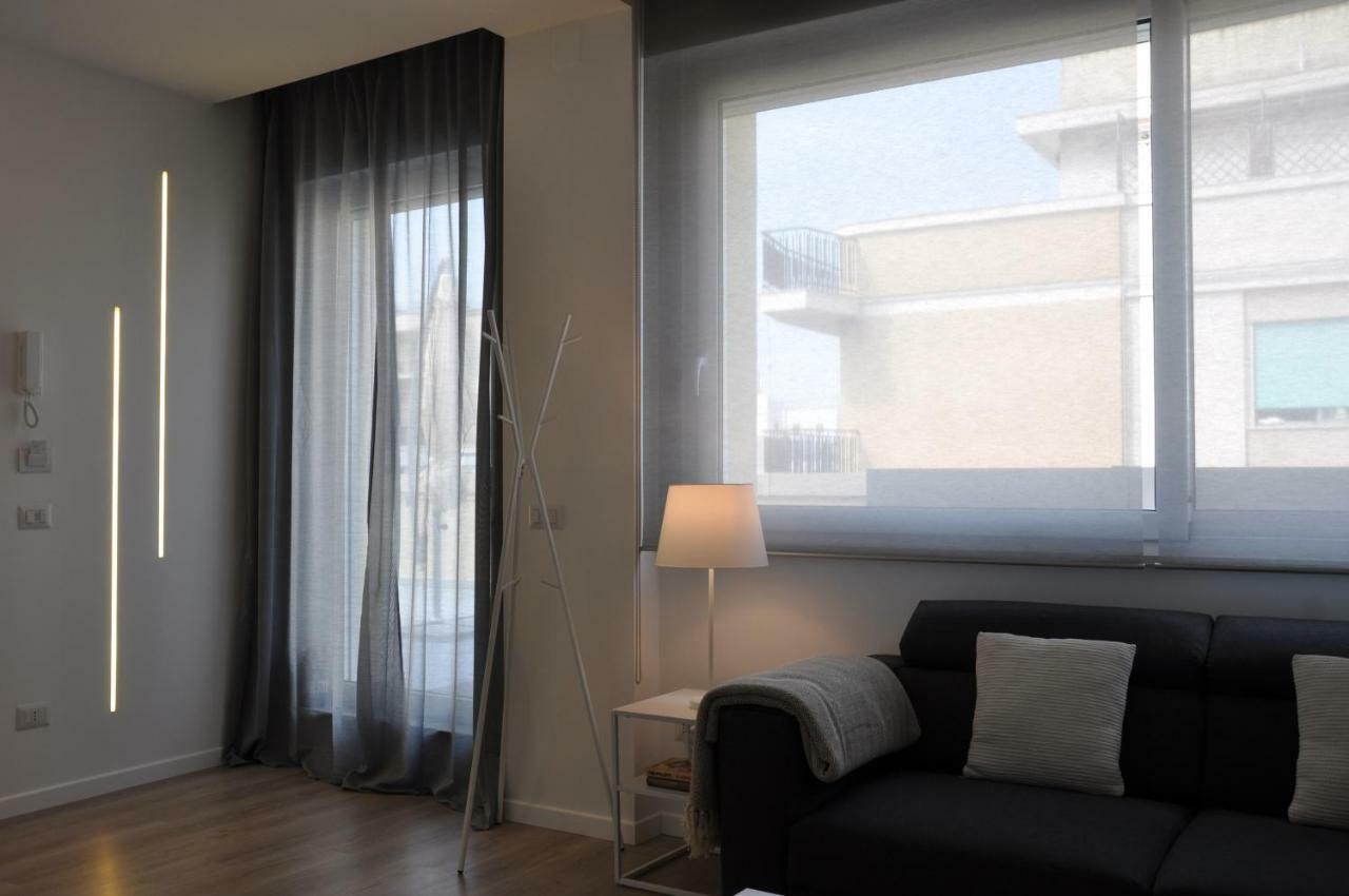 Nicola'S Apartments Bari Exterior photo
